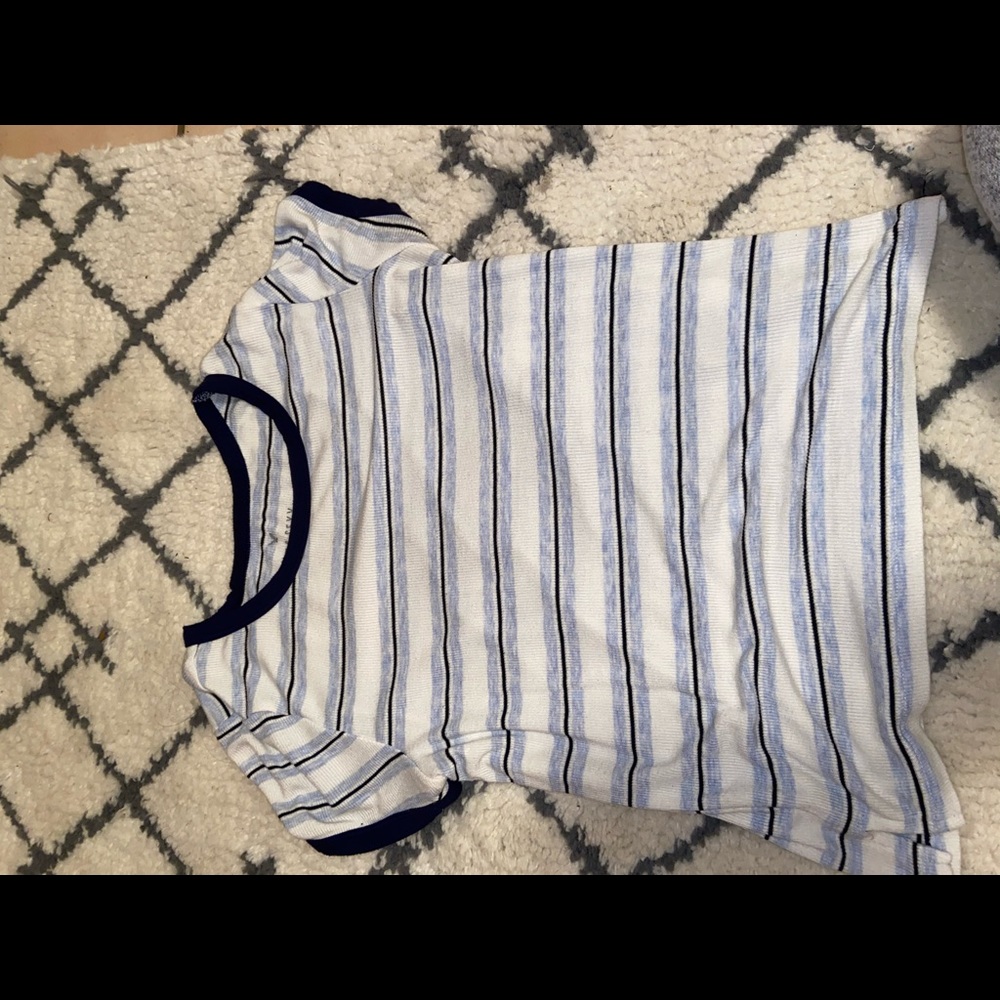 American Eagle Cropped Tee